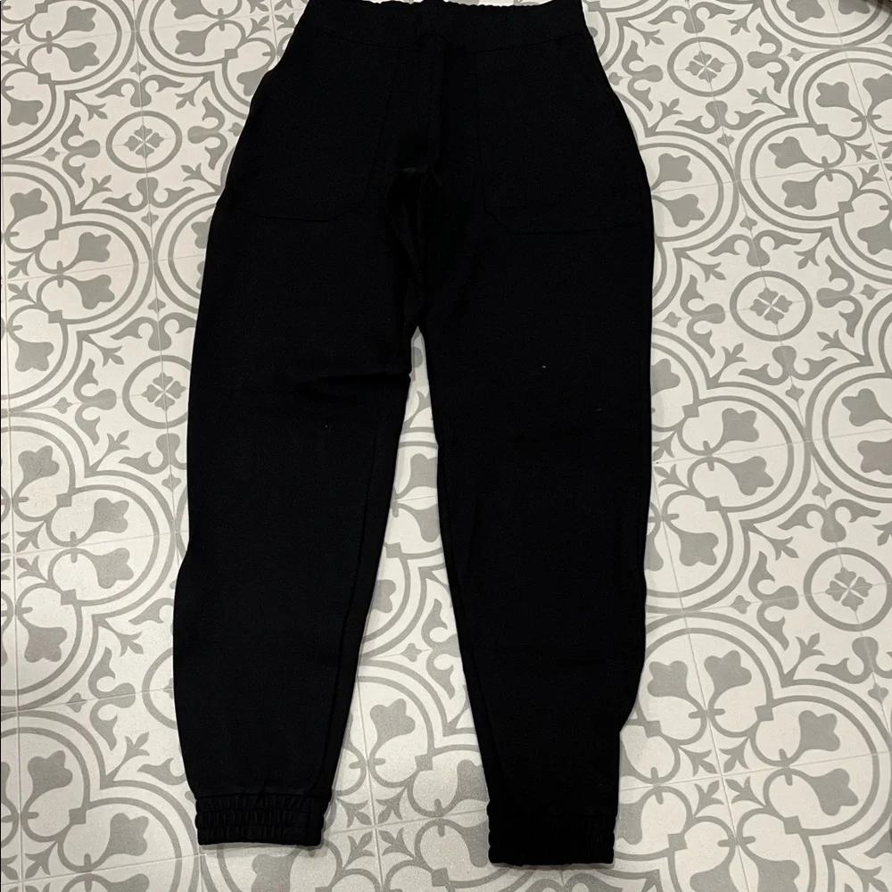 Womens Classic Black Jogger Pants - Picture 2 of 4